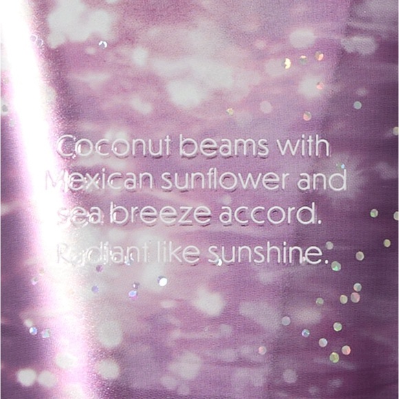 Victoria's Secret packable towel and Coconut Sol Shimmer lotion - Picture 6 of 10